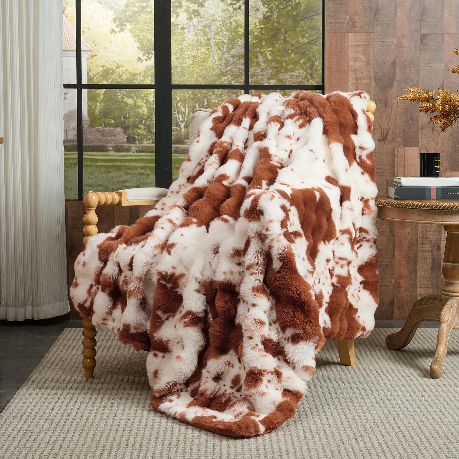 Lotus Karen Faux Fur Throw Blanket Black - Big Bubble Rabbit Fluff Blanket for Couch, Small Fluffy Fuzzy Cozy Blanket, Thick Furry Plush Shaggy Blankets, 50x60 Inches