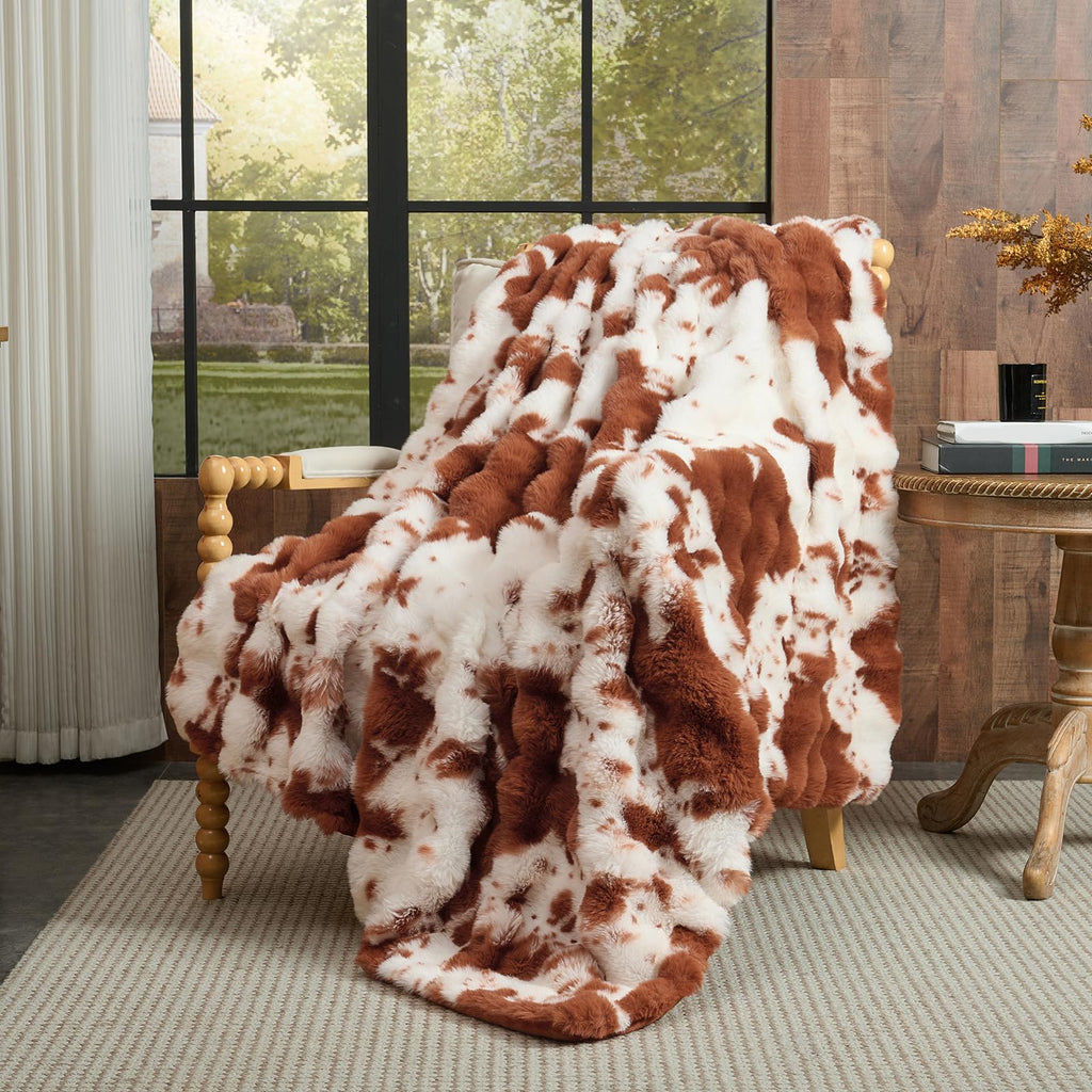 Lotus Karen Faux Fur Throw Blanket Black - Big Bubble Rabbit Fluff Blanket for Couch, Small Fluffy Fuzzy Cozy Blanket, Thick Furry Plush Shaggy Blankets, 50x60 Inches