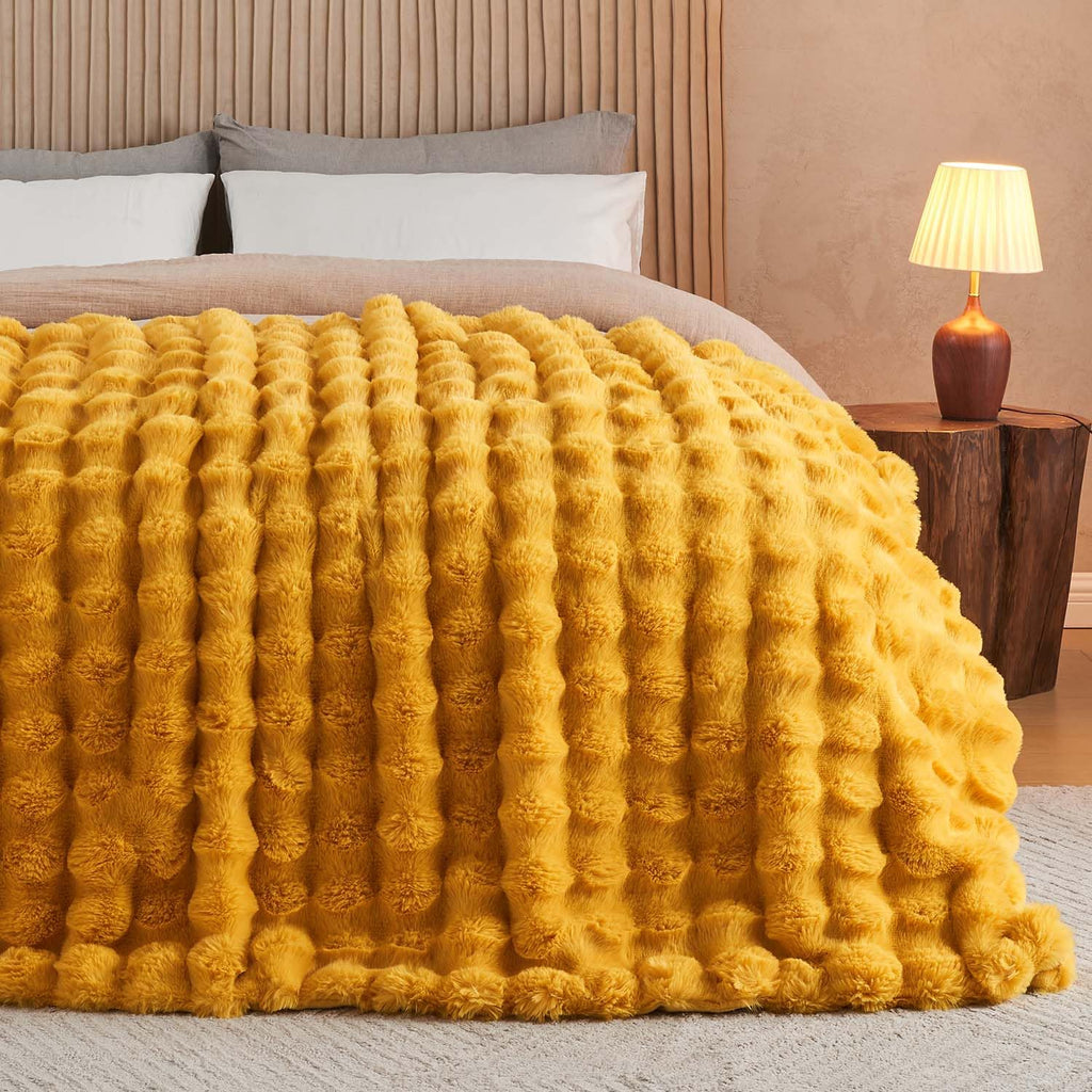 Lotus Karen Faux Fur Throw Blanket Black - Big Bubble Rabbit Fluff Blanket for Couch, Small Fluffy Fuzzy Cozy Blanket, Thick Furry Plush Shaggy Blankets, 50x60 Inches