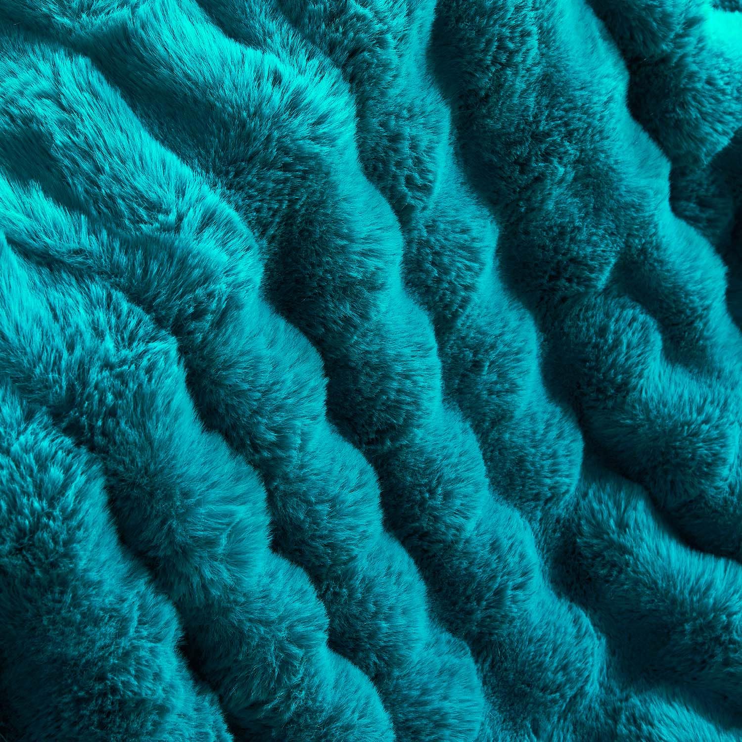Lotus Karen Faux Fur Throw Blanket Black - Big Bubble Rabbit Fluff Blanket for Couch, Small Fluffy Fuzzy Cozy Blanket, Thick Furry Plush Shaggy Blankets, 50x60 Inches