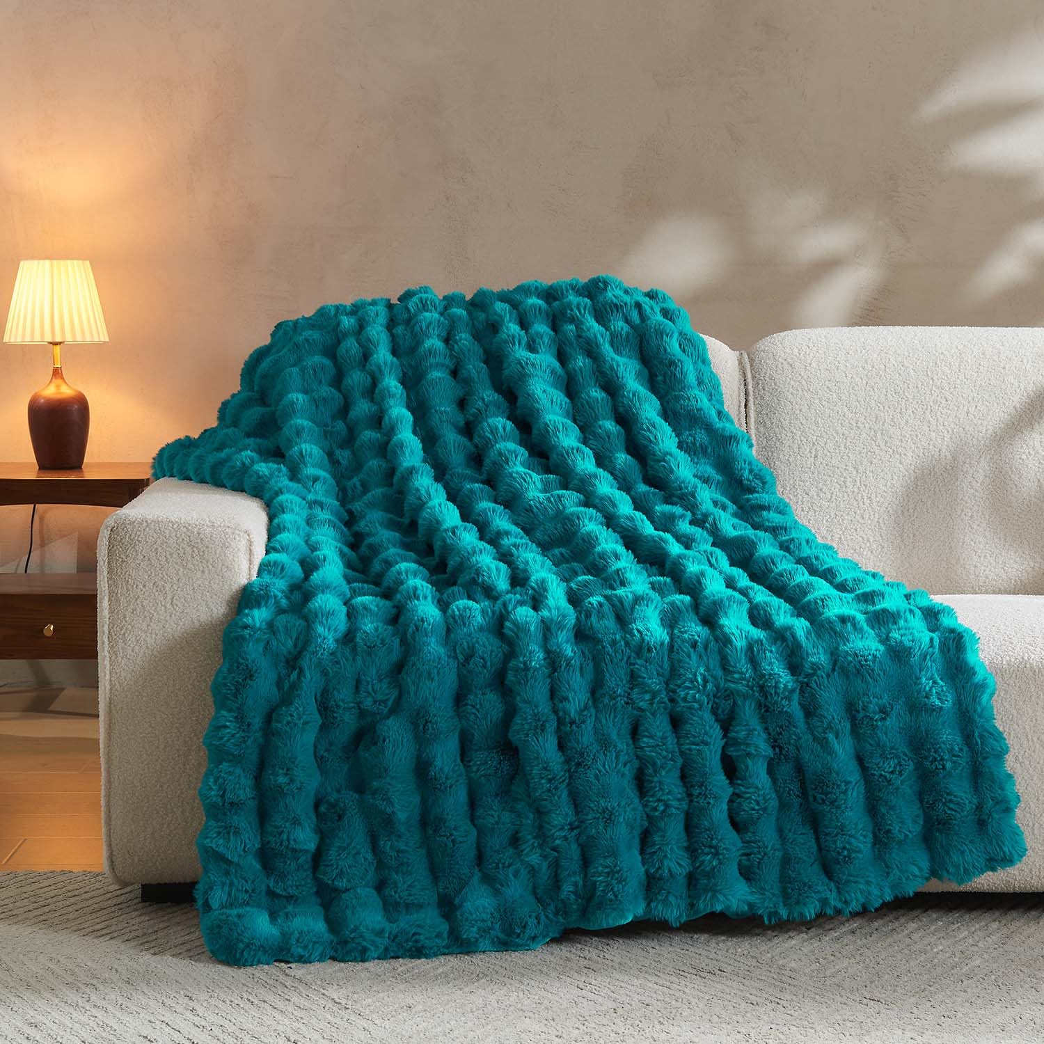 Lotus Karen Faux Fur Throw Blanket Black - Big Bubble Rabbit Fluff Blanket for Couch, Small Fluffy Fuzzy Cozy Blanket, Thick Furry Plush Shaggy Blankets, 50x60 Inches