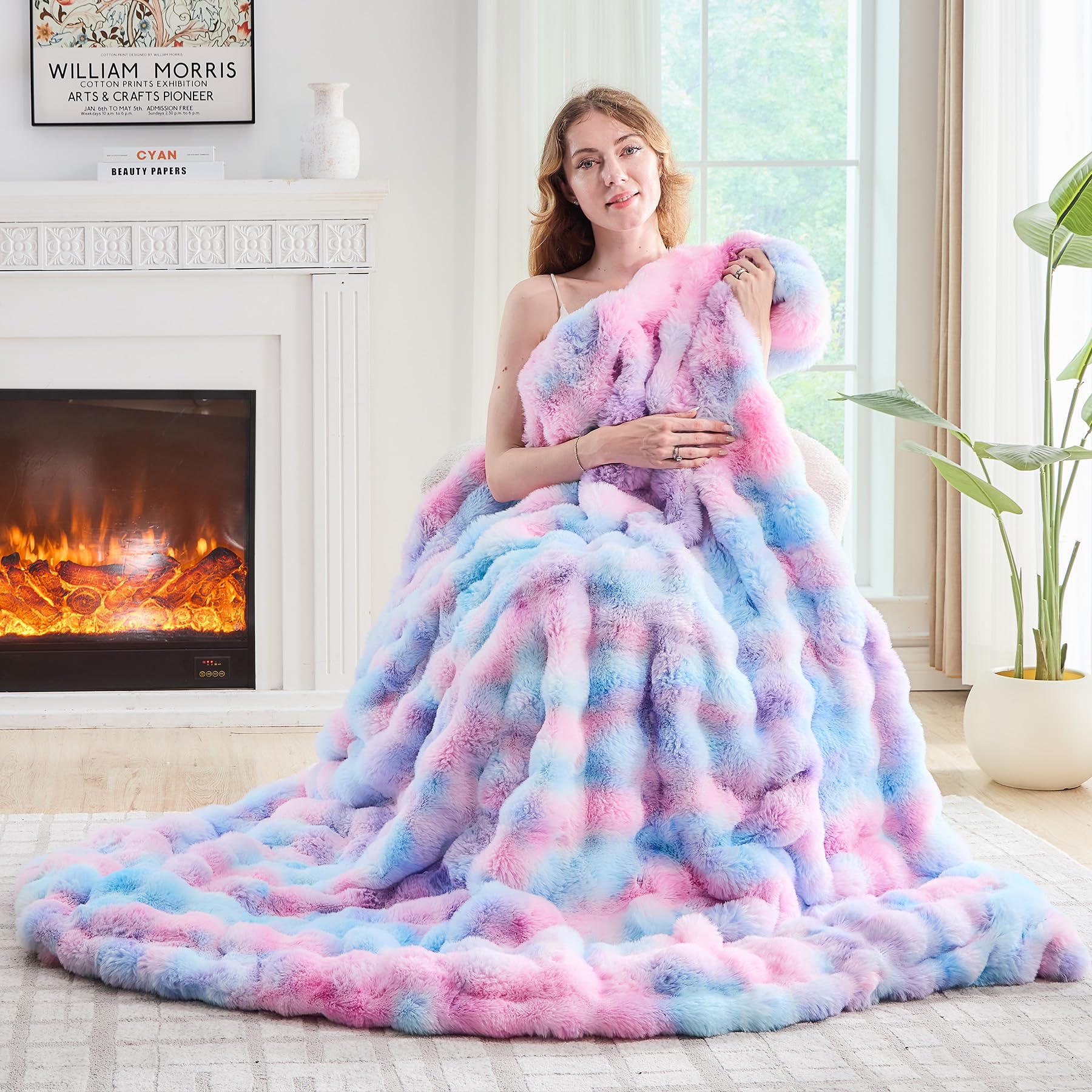 Lotus Karen Faux Fur Throw Blanket Black - Big Bubble Rabbit Fluff Blanket for Couch, Small Fluffy Fuzzy Cozy Blanket, Thick Furry Plush Shaggy Blankets, 50x60 Inches