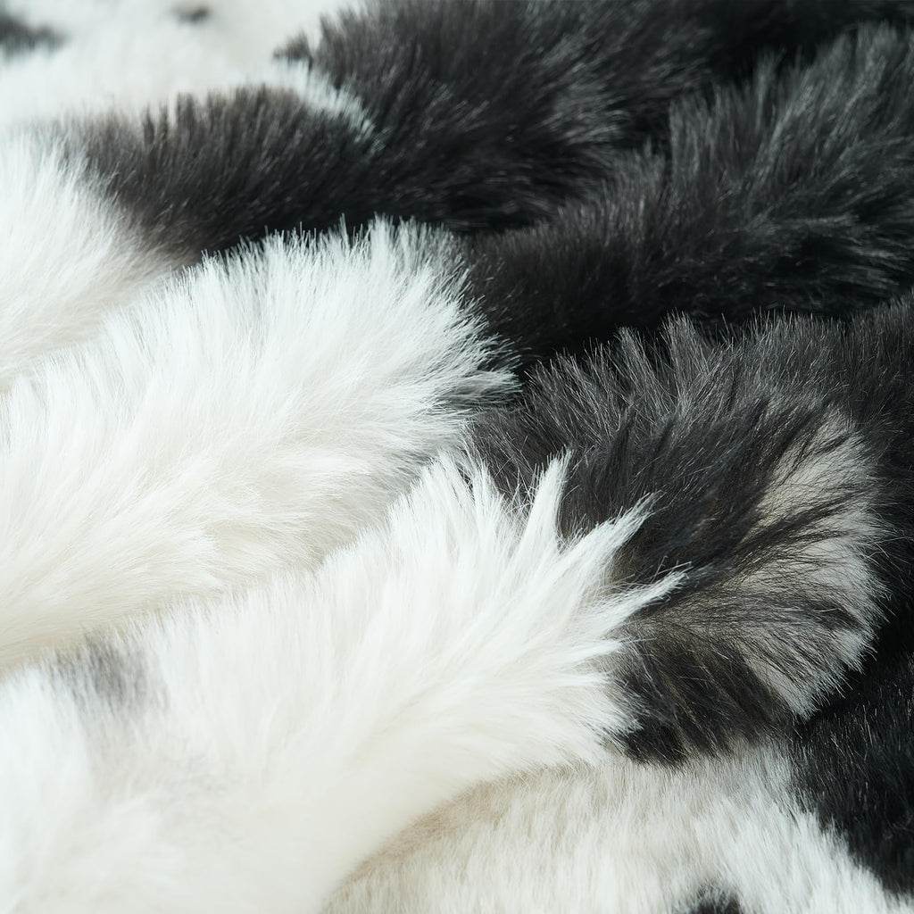 Lotus Karen Faux Fur Throw Blanket Black - Big Bubble Rabbit Fluff Blanket for Couch, Small Fluffy Fuzzy Cozy Blanket, Thick Furry Plush Shaggy Blankets, 50x60 Inches