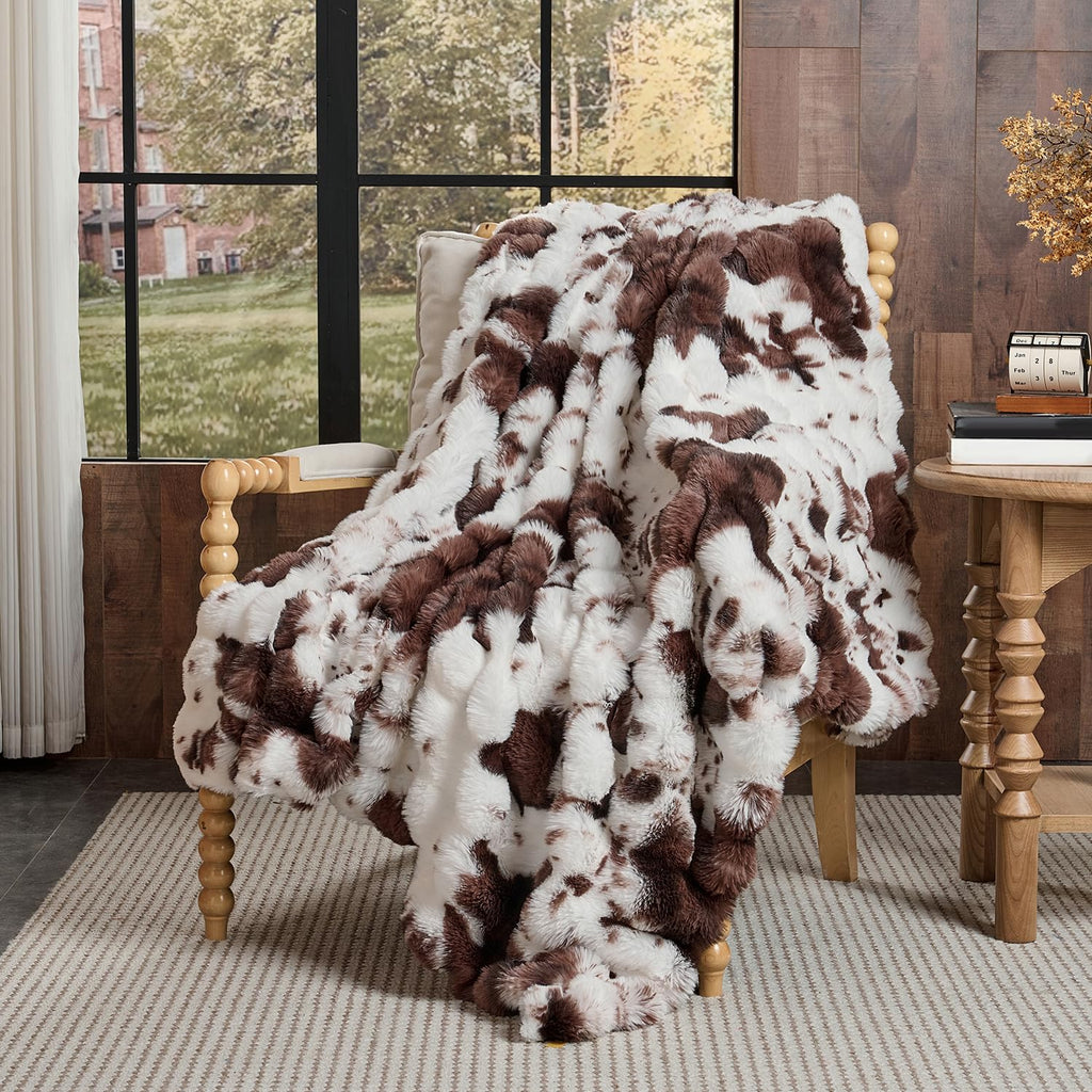 Lotus Karen Faux Fur Throw Blanket Black - Big Bubble Rabbit Fluff Blanket for Couch, Small Fluffy Fuzzy Cozy Blanket, Thick Furry Plush Shaggy Blankets, 50x60 Inches
