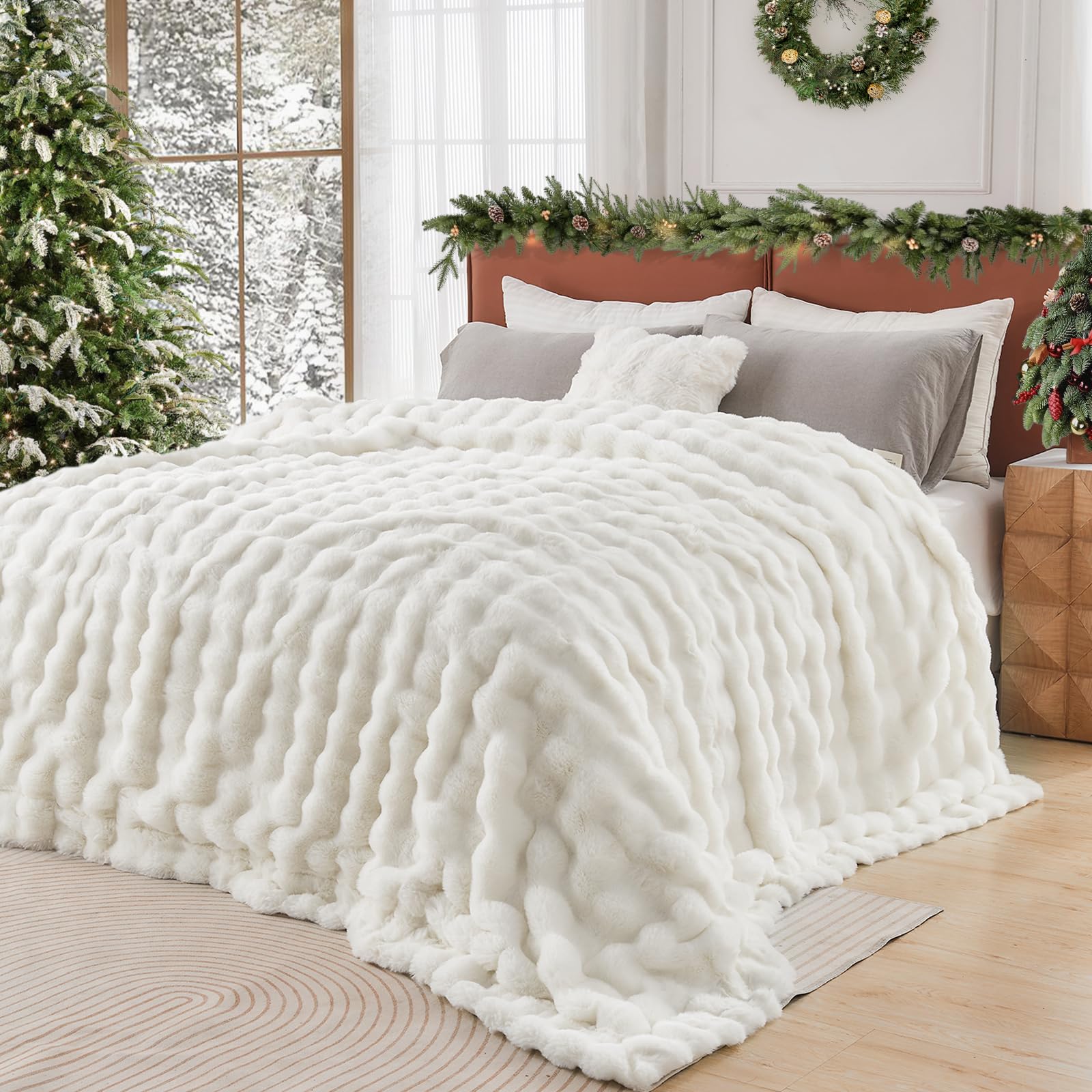 Lotus Karen Faux Fur Throw Blanket Black - Big Bubble Rabbit Fluff Blanket for Couch, Small Fluffy Fuzzy Cozy Blanket, Thick Furry Plush Shaggy Blankets, 50x60 Inches