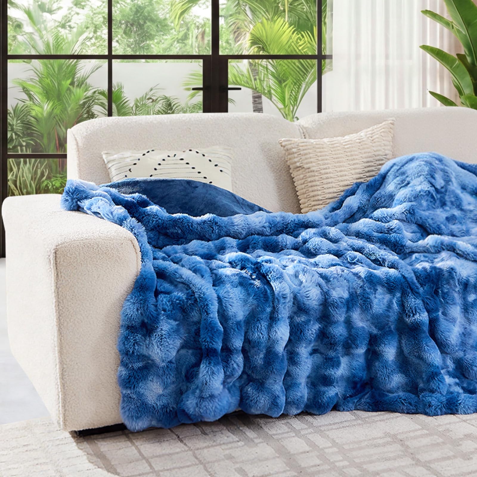 Lotus Karen Faux Fur Throw Blanket Black - Big Bubble Rabbit Fluff Blanket for Couch, Small Fluffy Fuzzy Cozy Blanket, Thick Furry Plush Shaggy Blankets, 50x60 Inches