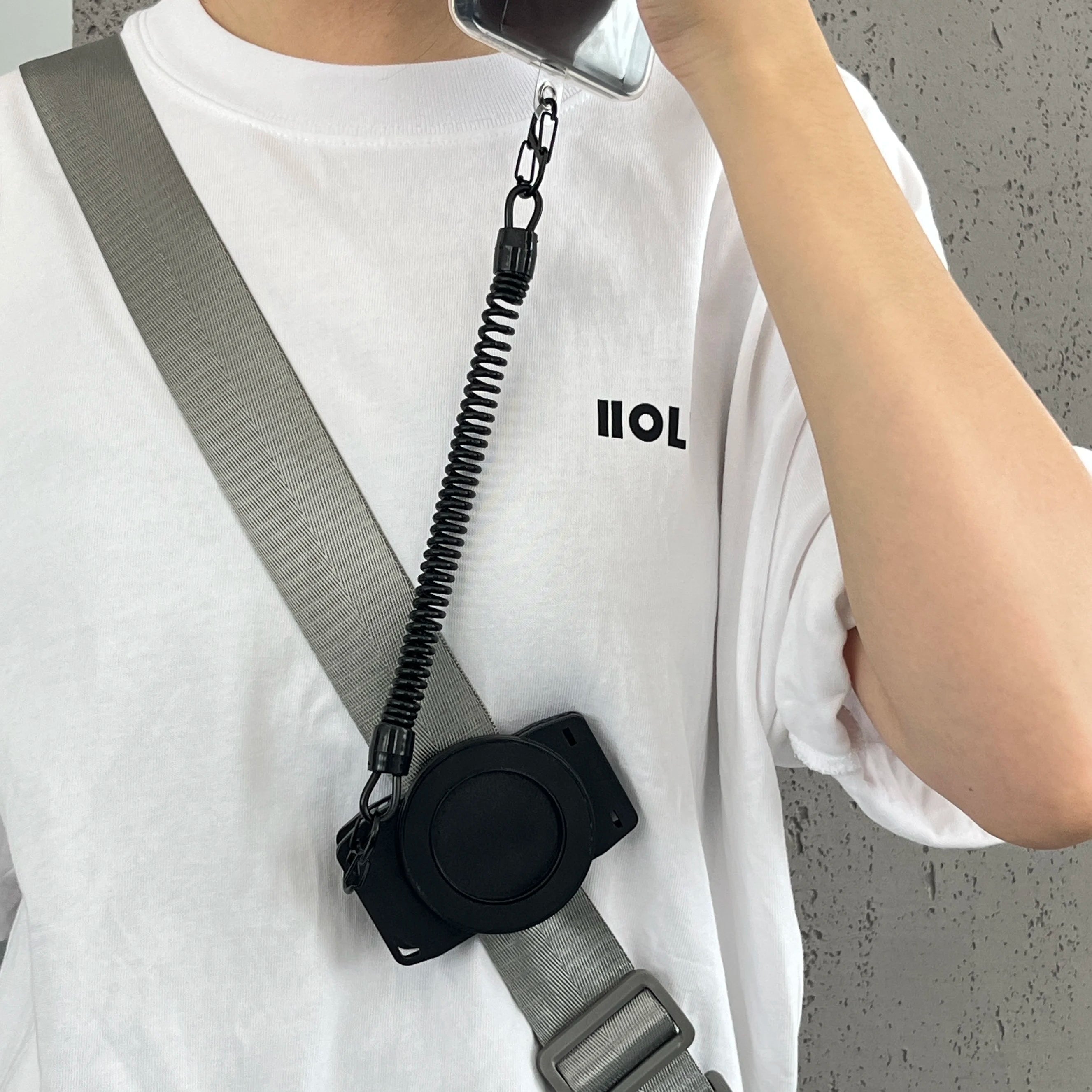 Free Hands Magnetic Belt Clip Holder Mobile Phone Holder Backpack Clip Metal Hook Spring Rope For Magsafe iPhone Accessories
