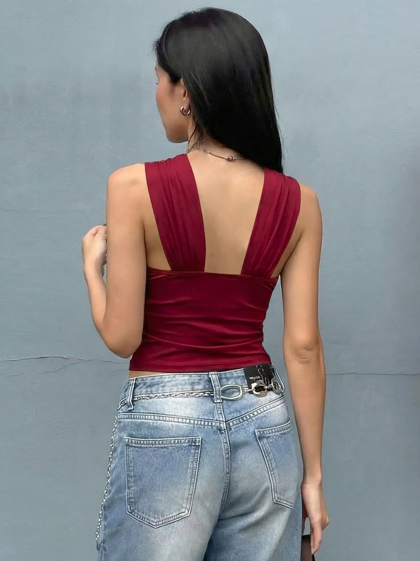 Dulzura Women'S Sexy Backless Metal Ring Slim Tank Top Casual Versatile Y2K Top Party Club Street Style Summer Clothes Wholesale